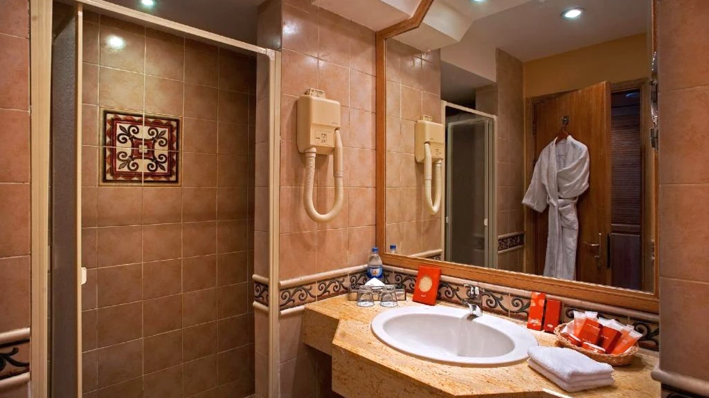 الفندق ستيلا دى مارى سي كلوب - العين السخنة